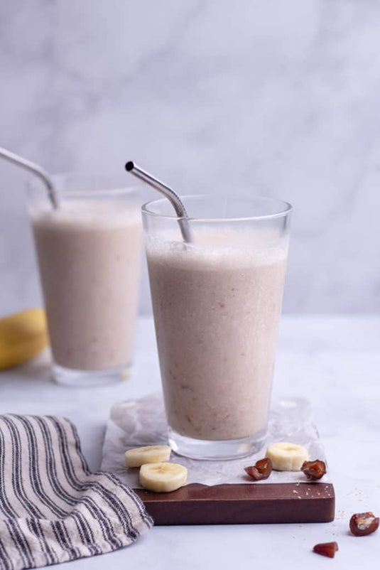 Dates Powder in Milk, Smoothies & Porridge – Daily Sweetness Made Healthy