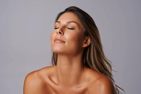 The Secret Behind Glowing Skin & Strong Hair: Amla Bites with Honey