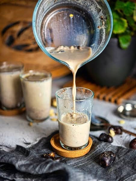 Best Ways to Use Dates Powder in Milk, coffee &amp; Desserts | DF