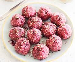 How to Make Pre-Workout Energy Balls with Beetroot Powder?